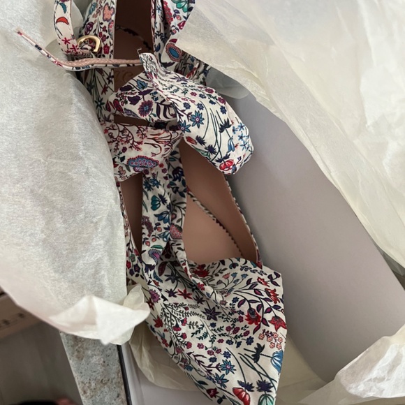 Sally ballet flat in “poppy liberty” with ankle tie - Picture 7 of 8